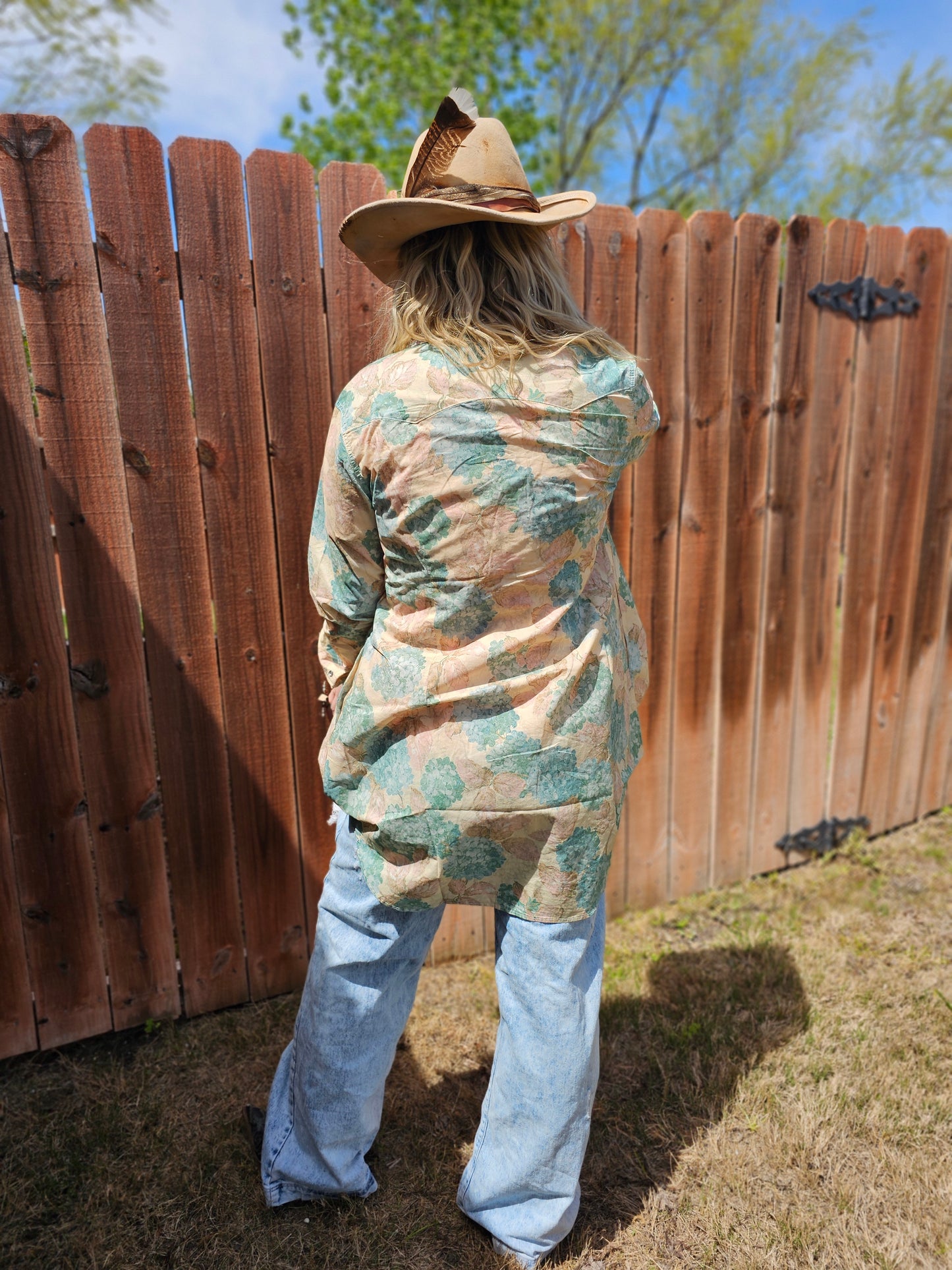 Snap Front Hydrangea Tunic