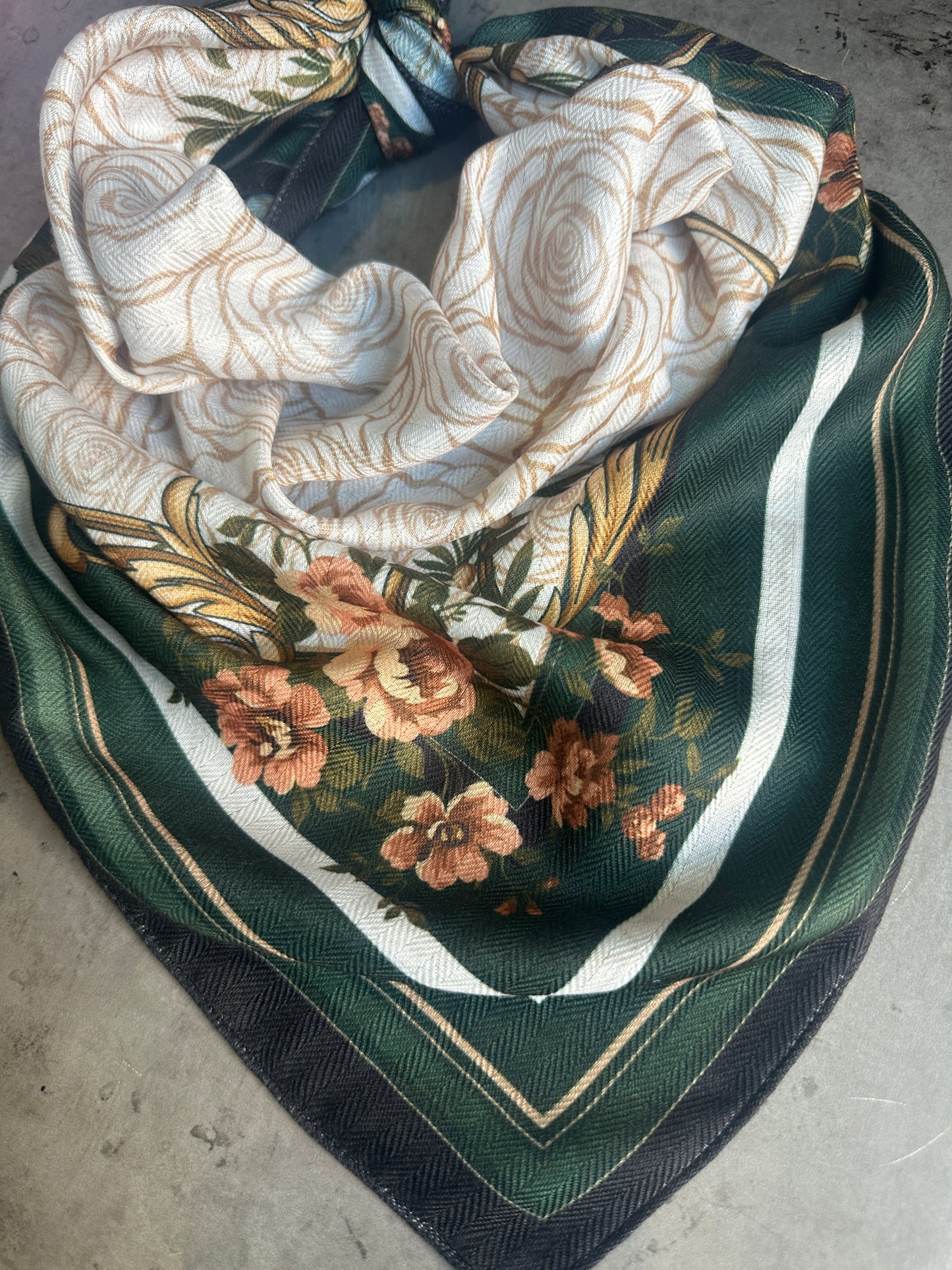 Hunter Green and White Roses Silk Velvet Wild Rag