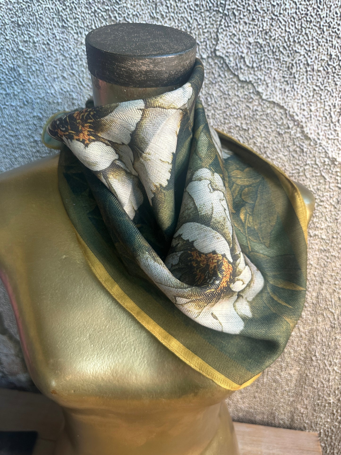 Golden Flower Wild Rag