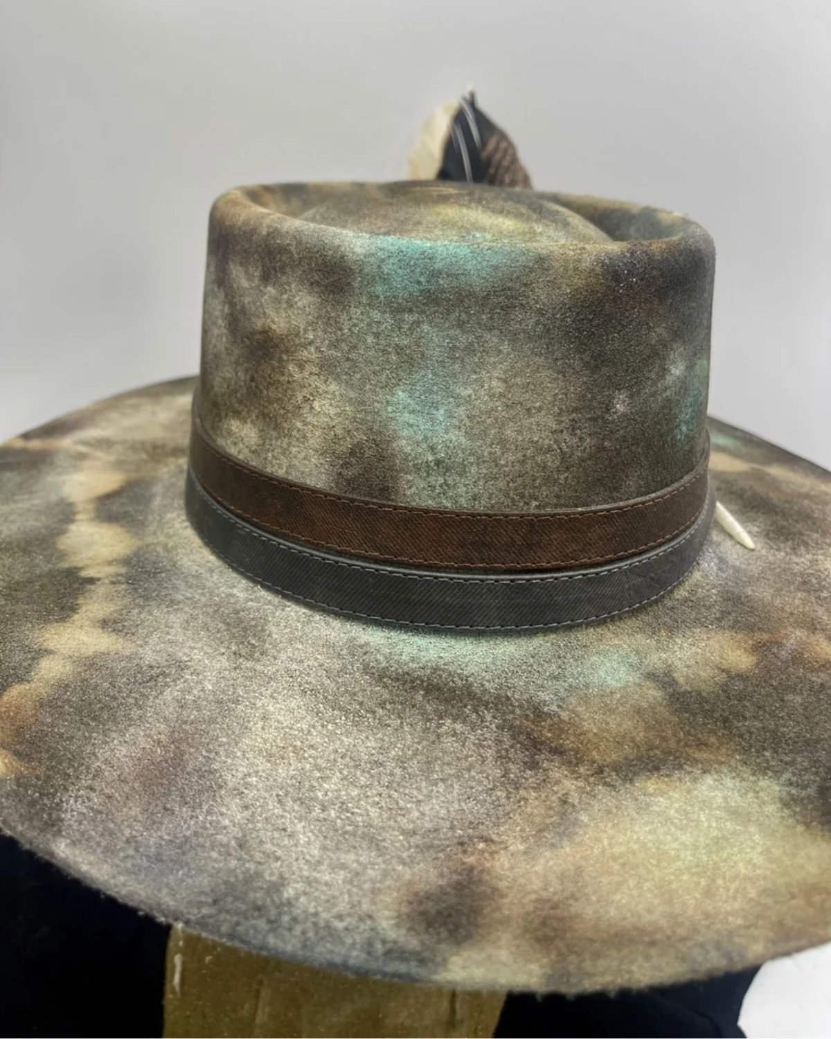 Sky's the Limit Distressed Hat