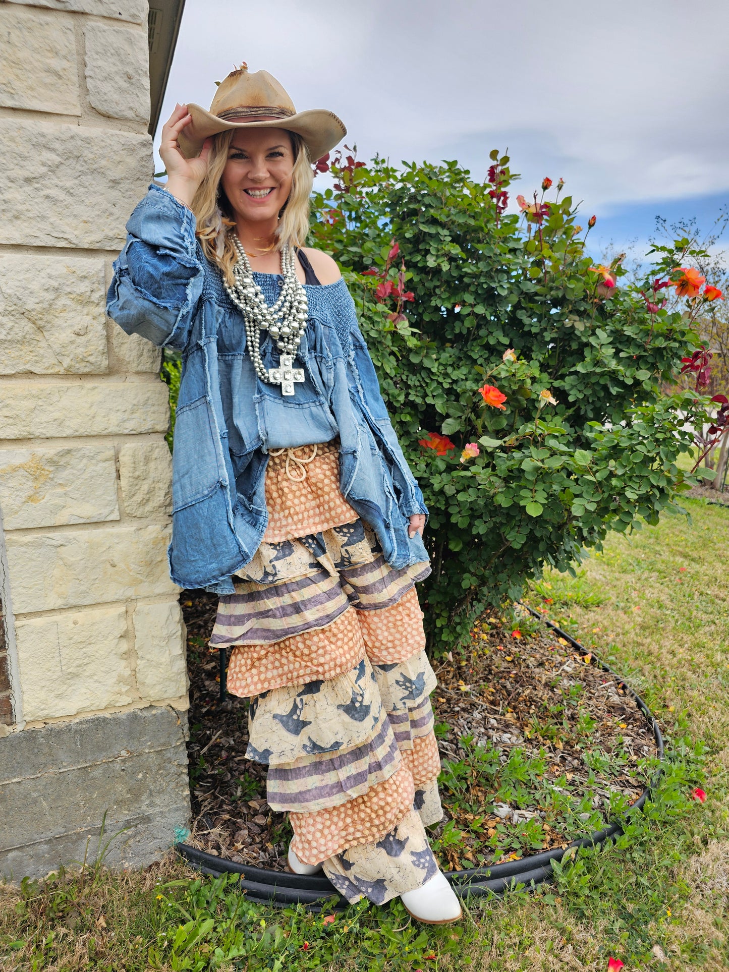 Birdie Ruffle Pants