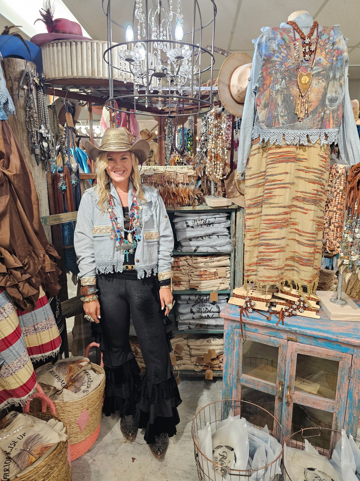 Velvet Ruffle Leggings