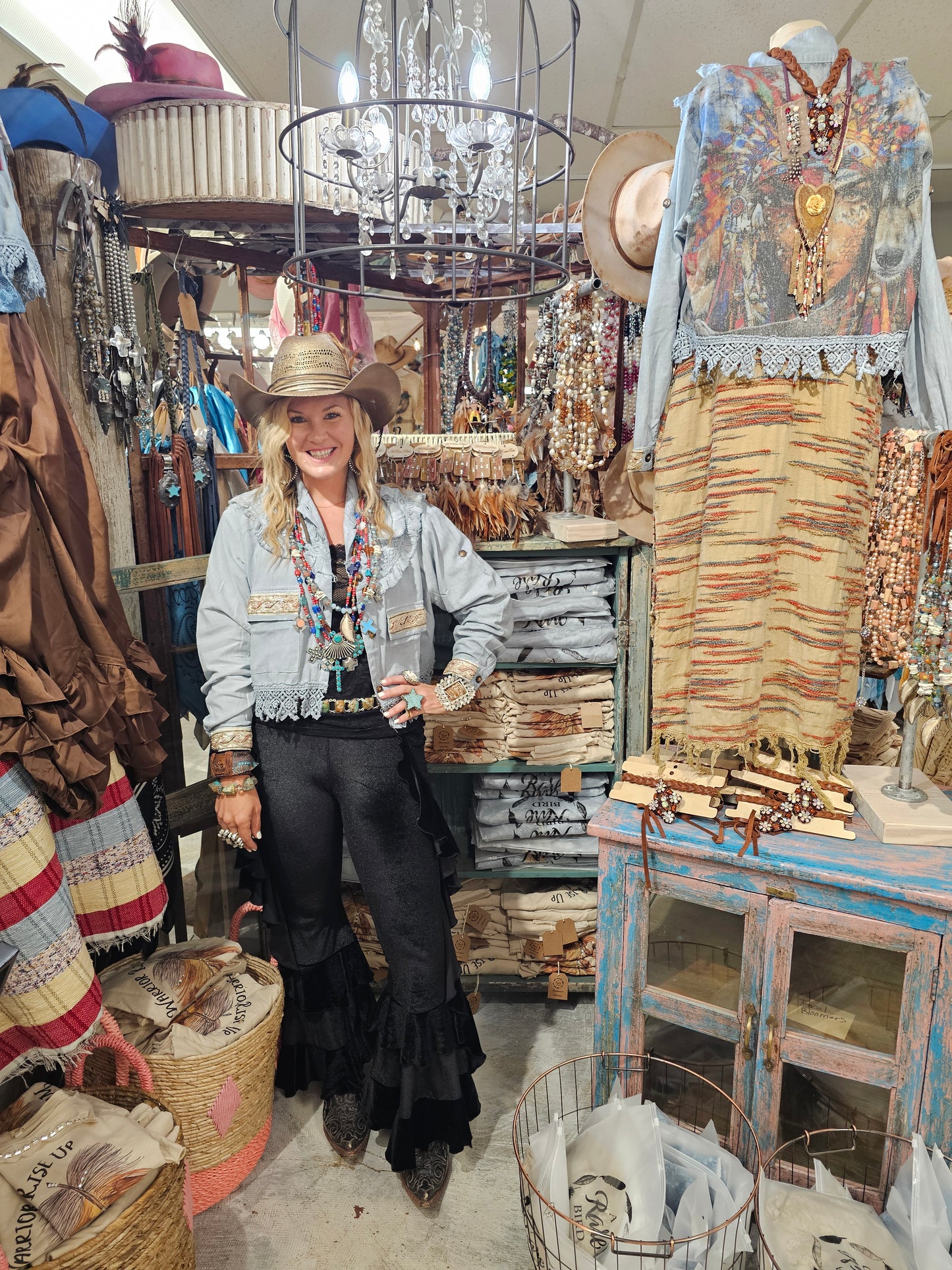 Velvet Ruffle Leggings