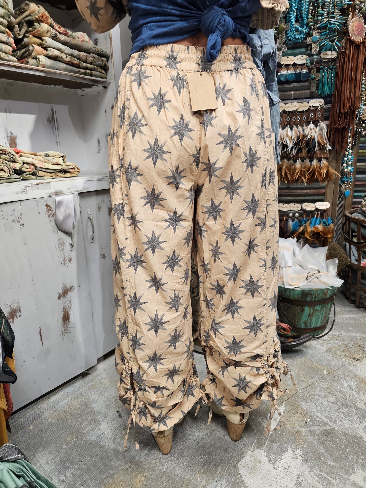 Star Peek a Boo Pant