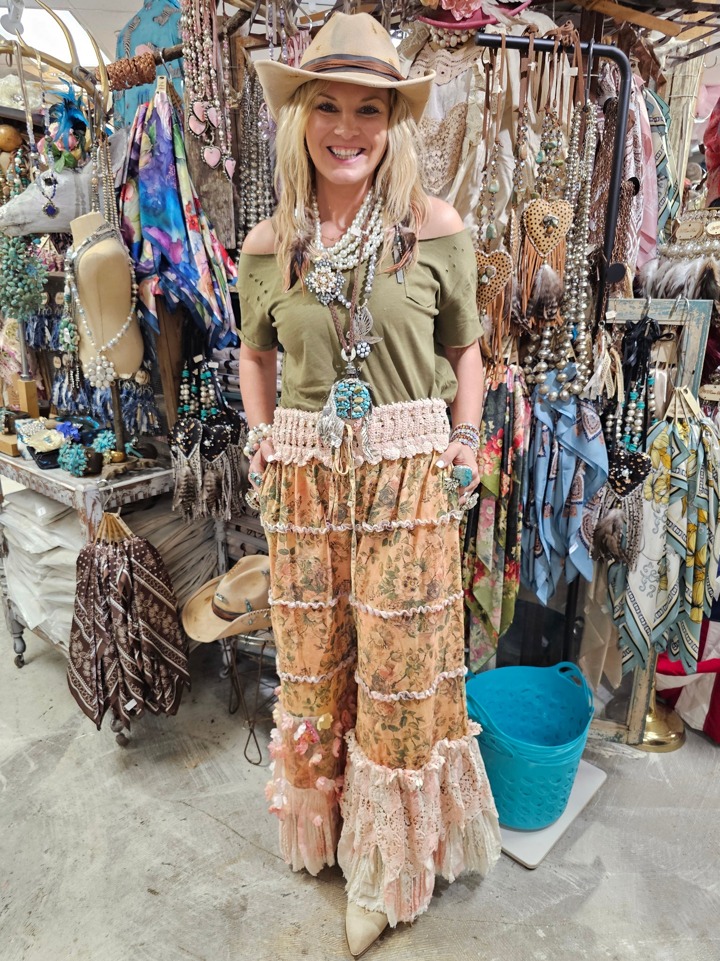 Lacy Bloom Rhapsody Pant