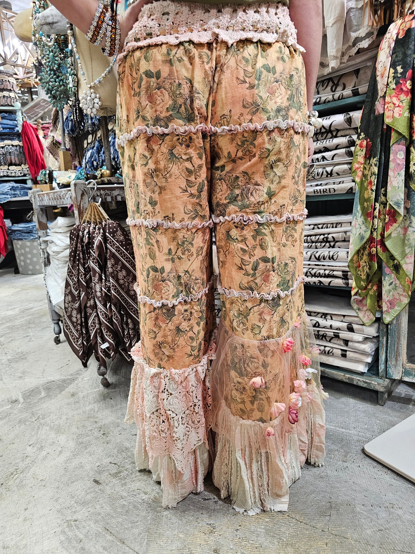 Lacy Bloom Rhapsody Pant