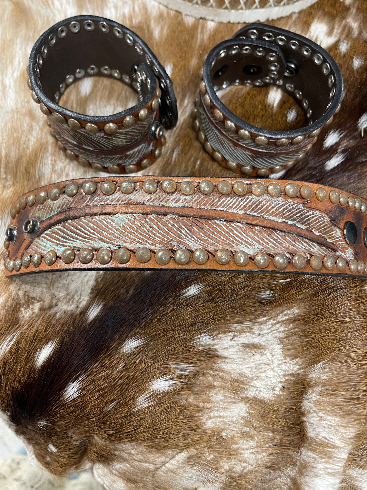 Double Snap Feather Stud Tooled Cuff