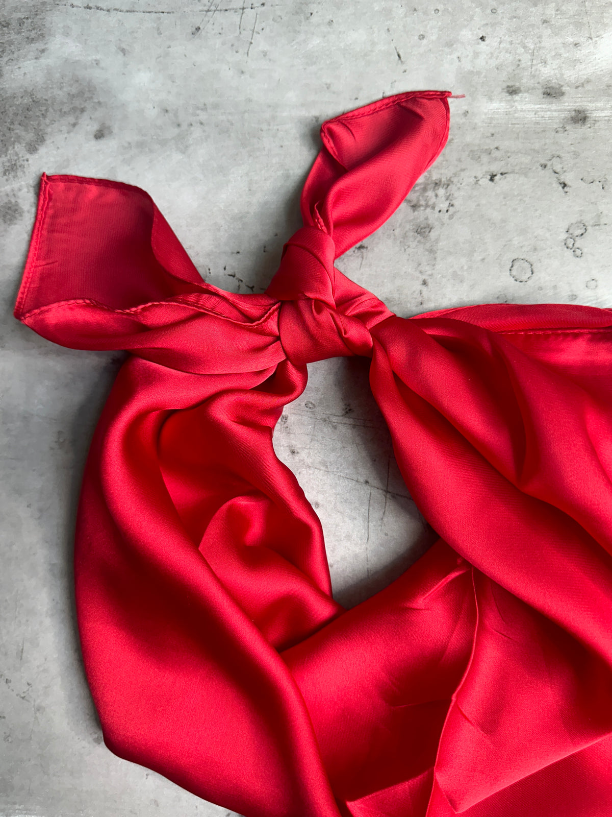 Dark Red Rag Scarlet Red Wild Rag – A Rare Bird Retail