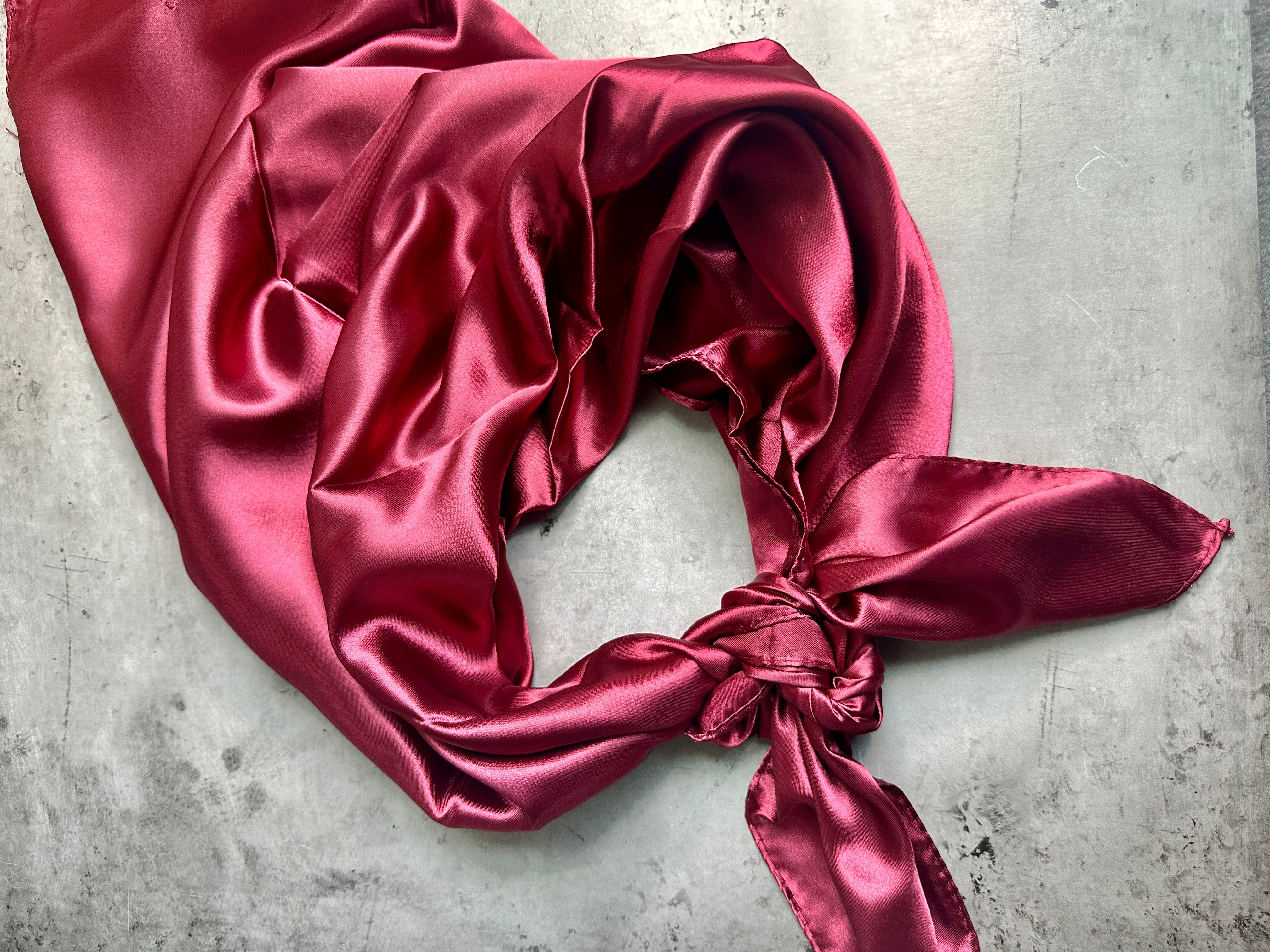 Pale Rag Burgundy/Maroon Wild Rag – A Rare Bird Retail