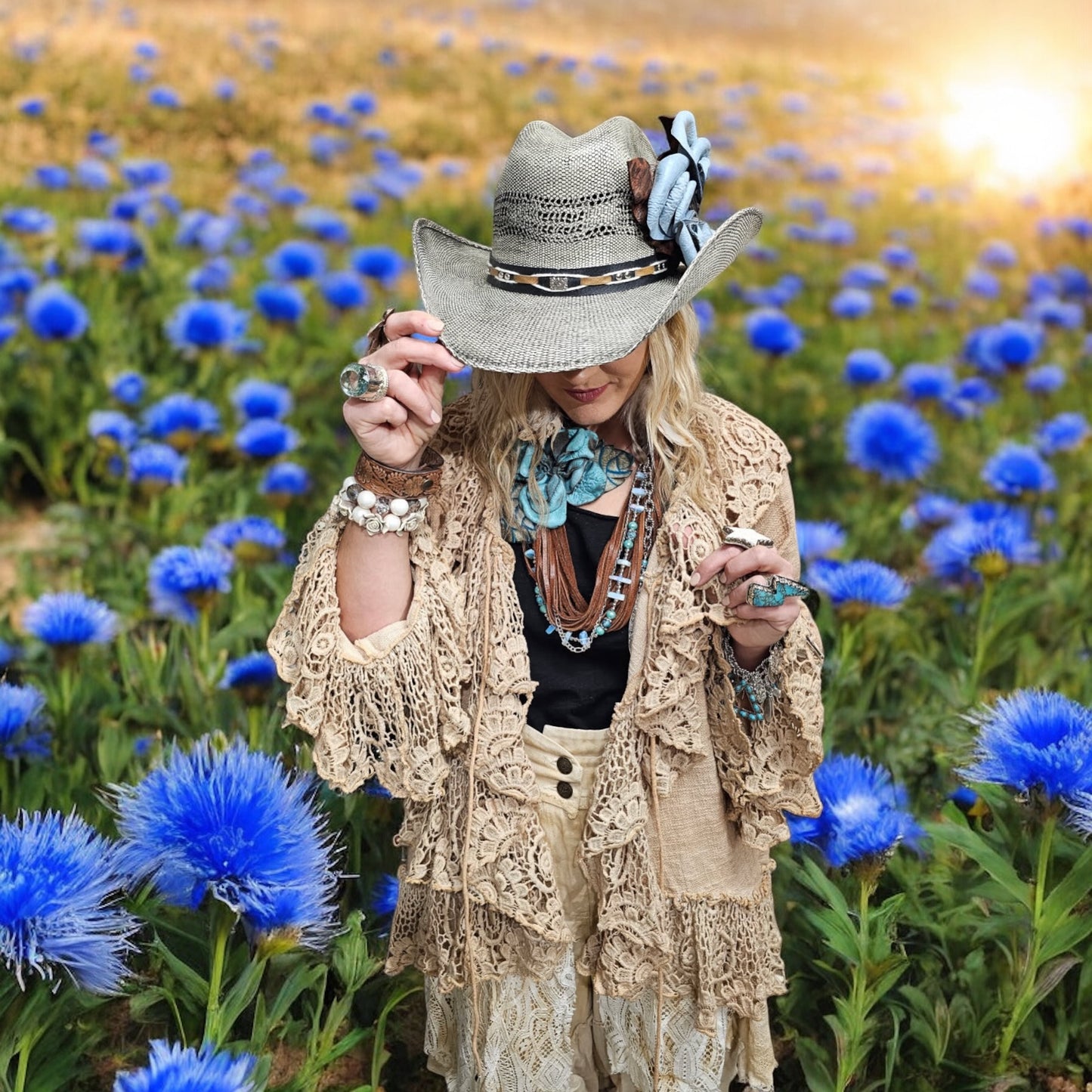 The Rosie Blue/Off white Straw Hat
