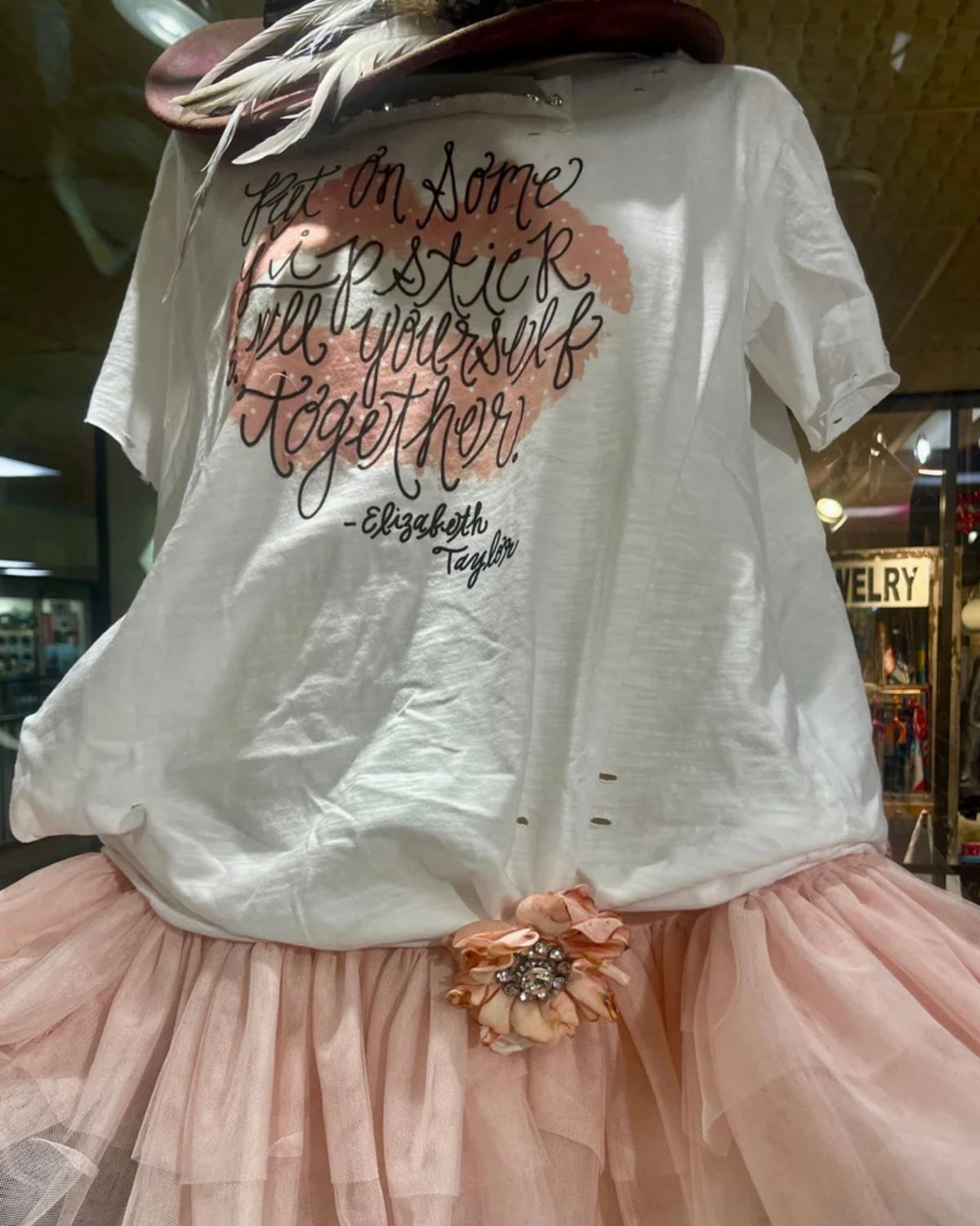 Lipstick Distressed Shirt 3/4 Sleeve